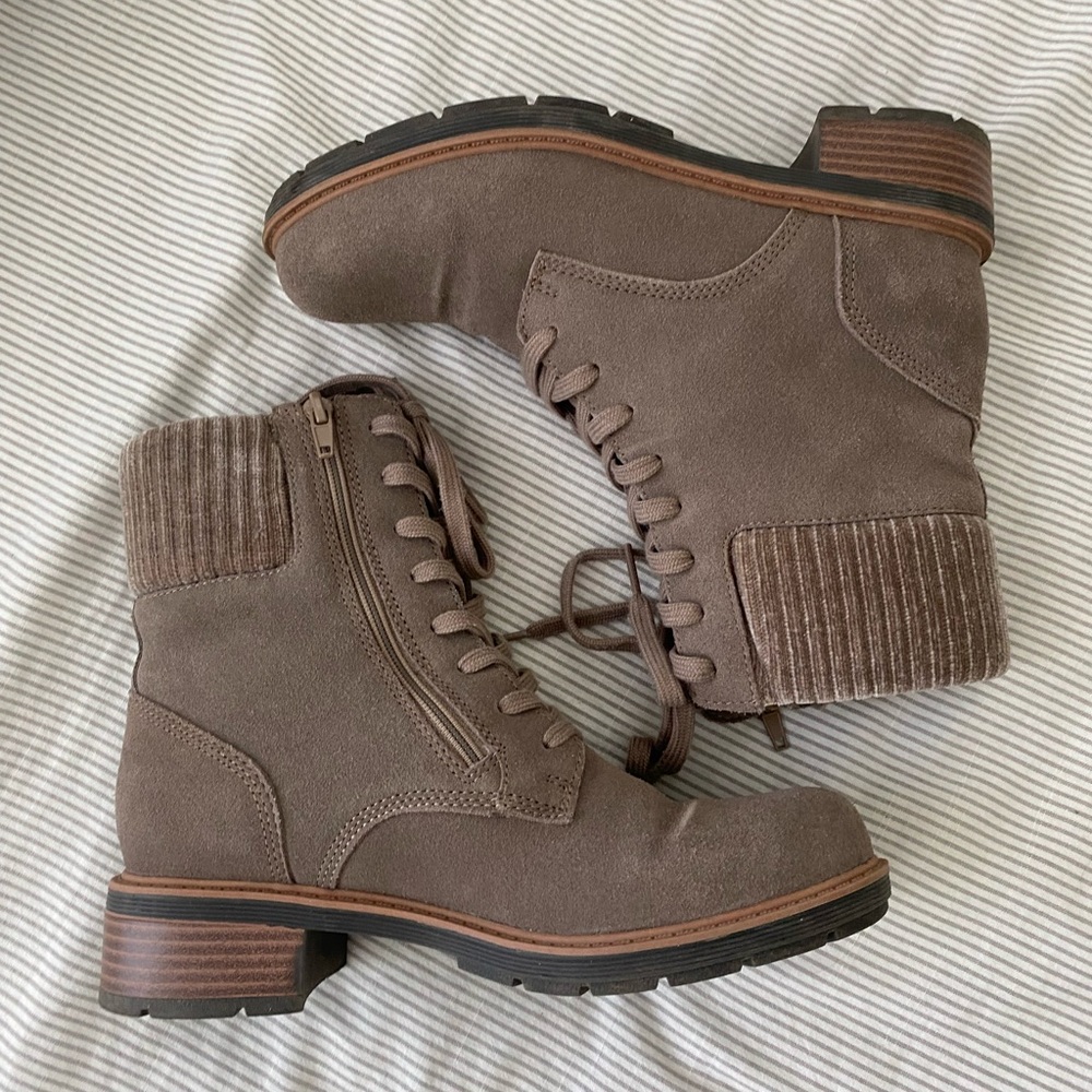 Clarks Taupe Suede Lace-Up Ankle Boots with Ribbed Cuff